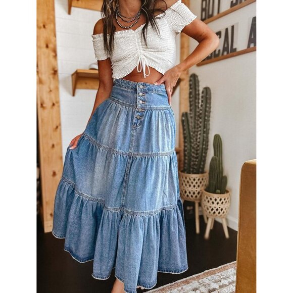 Elegant Tiered Ruffle A-Line Denim Skirt with Button Fly - Women's Size L - Picture 2 of 6